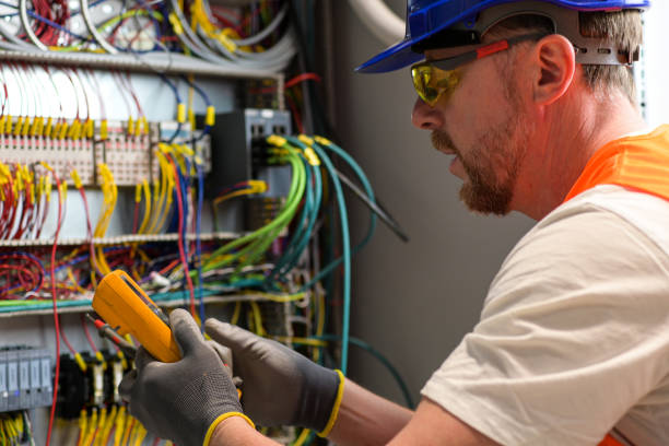 Best Electrical Repair Services  in Thompsonville, CT