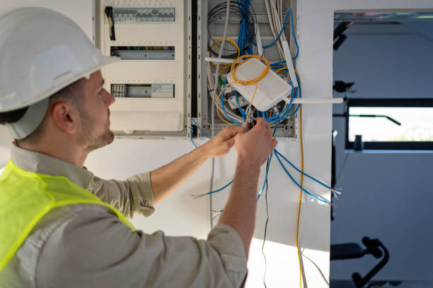 Best Local Electrician Companies  in Thompsonville, CT